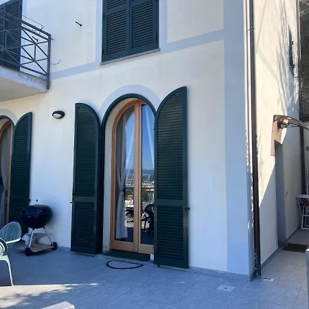 Mare Nostrum لا سبيتسْيا