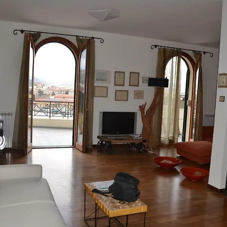 Mare Nostrum * لا سبيتسْيا